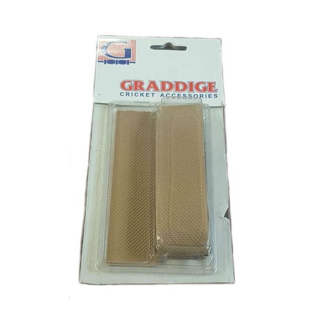 Graddige Trousse de Protège-Orteils en Caoutchouc de Couleur beige, Emballée en Plastique Transparent sur Carton Blanc avec Accessoires de Cricket Graddige pour la Marque, Conçue pour Protéger les Chauves-Souris de Cricket et Convient aux Joueurs de Cricket Recherchant une protection de Prise pour Chauve-Souris.