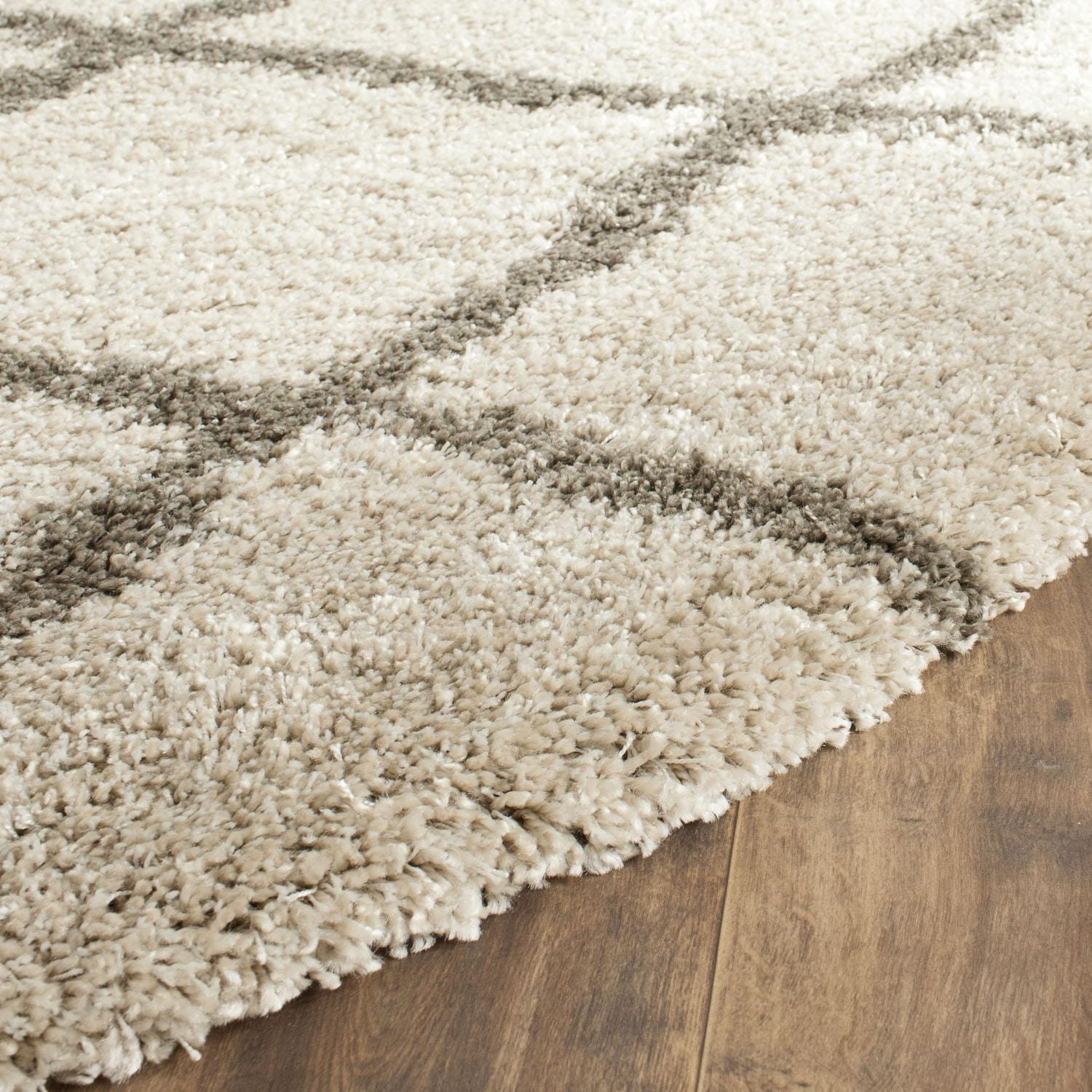 Safavieh Belize Joisse Tapis Géométrique Shag