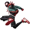 thumbnail image 1 of Figurine Articulée de Héros Araignée 13 cm - Style Urbain de Rue avec Chandail à Capuchon et Espadrilles, Poupée de Collection Mobile pour Enfants et Fans, 1 of 1
