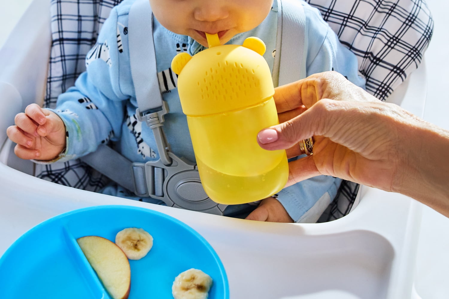 Munchkin Gentle™ Transition Honey Bear Straw Cup for Babies and Toddlers 6 Months and Up, Squeezable Sippy Bottle for Easy Drinking, 9 Ounce, Yellow