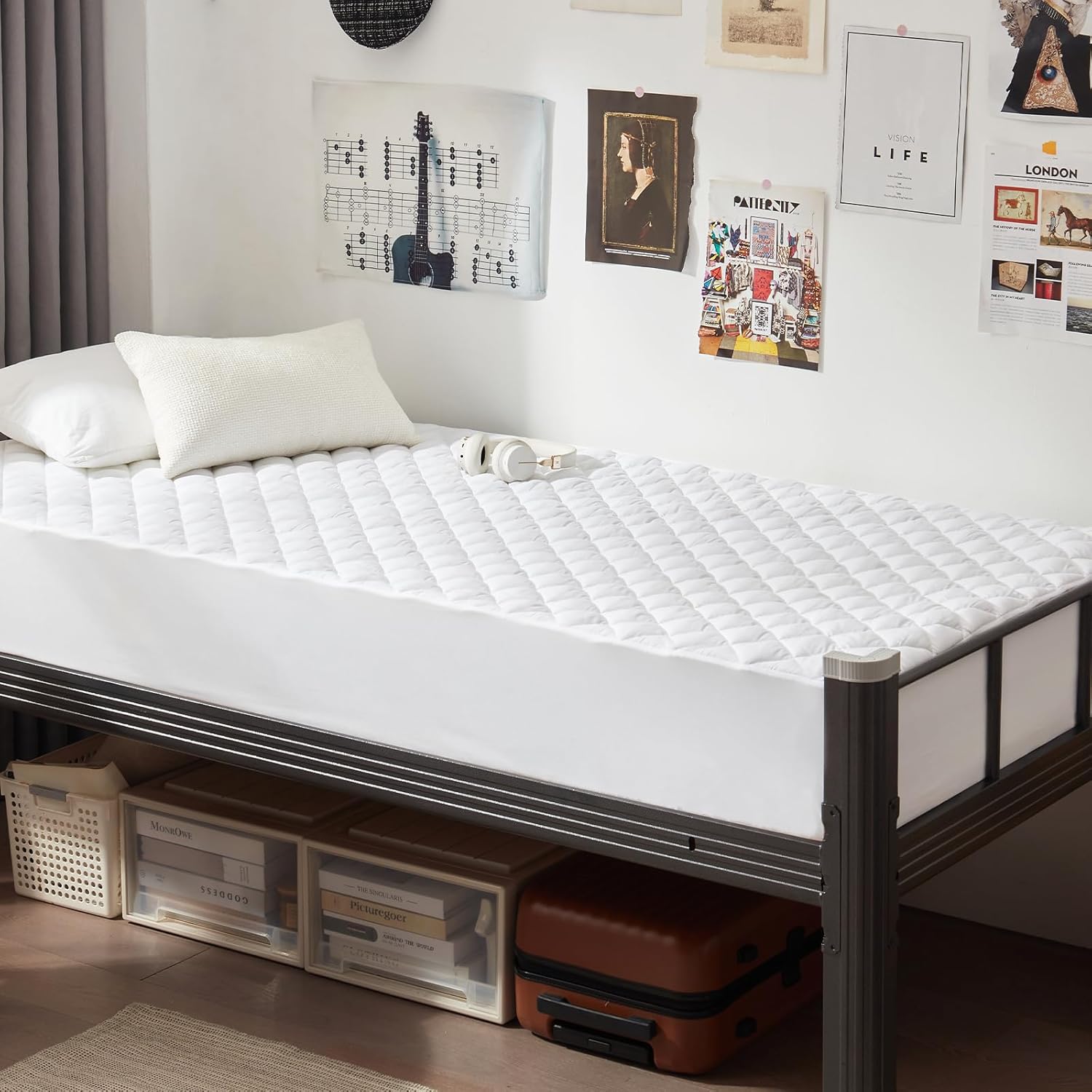 UNILIBRA Twin XL Mattress Cover Waterproof, Deep Pocket Mattress Pad Protector Fits to 6''-19'', Breathable Hollow Cotton Filling Quilted Mattress Protector for Twin XL Size
