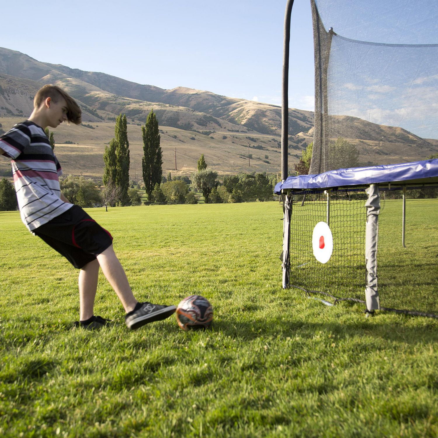 SKYWALKER TRAMPOLINES Kick Back Accessoire de jeu de trampoline, jeu de rebond, pratique multisport
