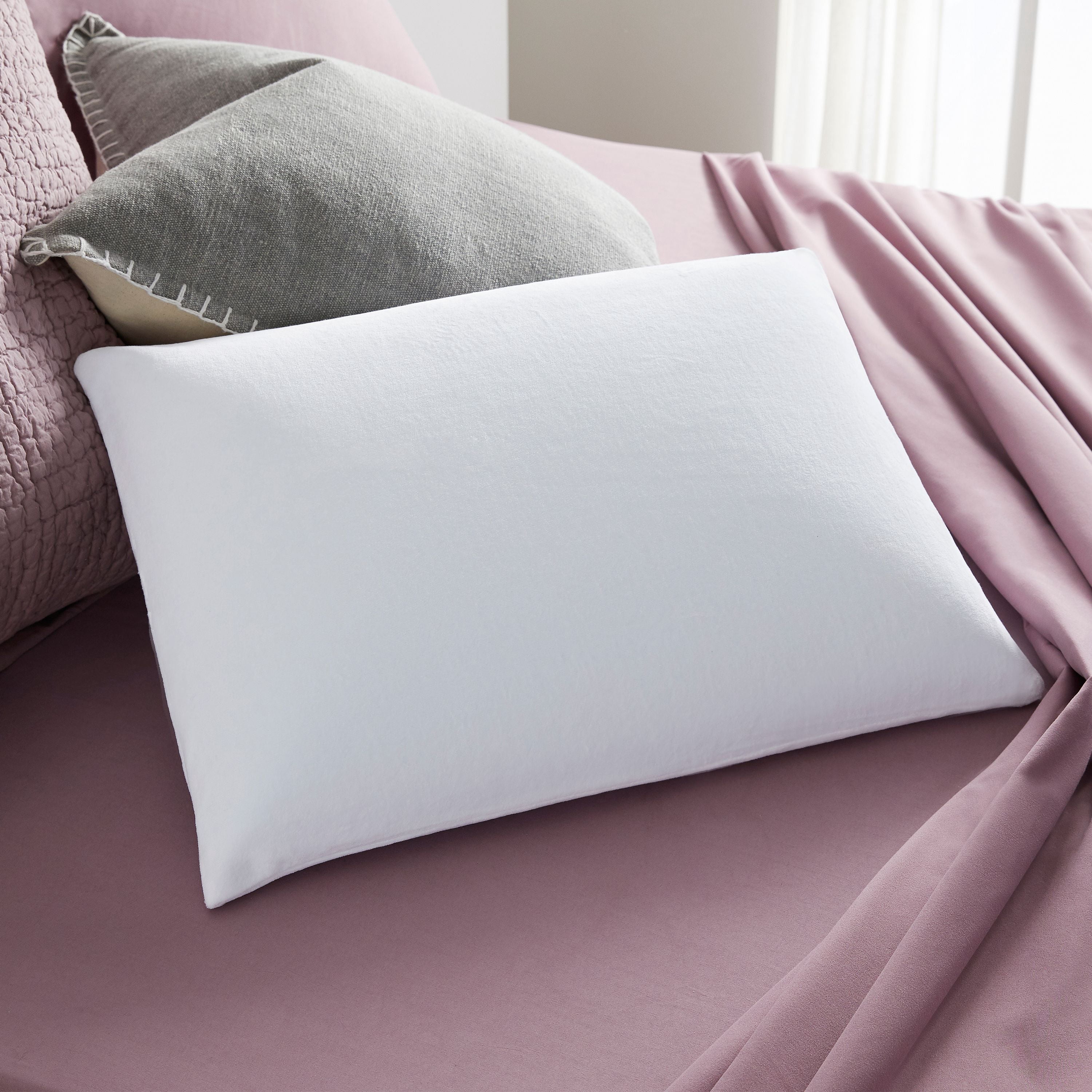 Sleep Innovations Classic Memory Foam Pillow, Queen, Made in The USA