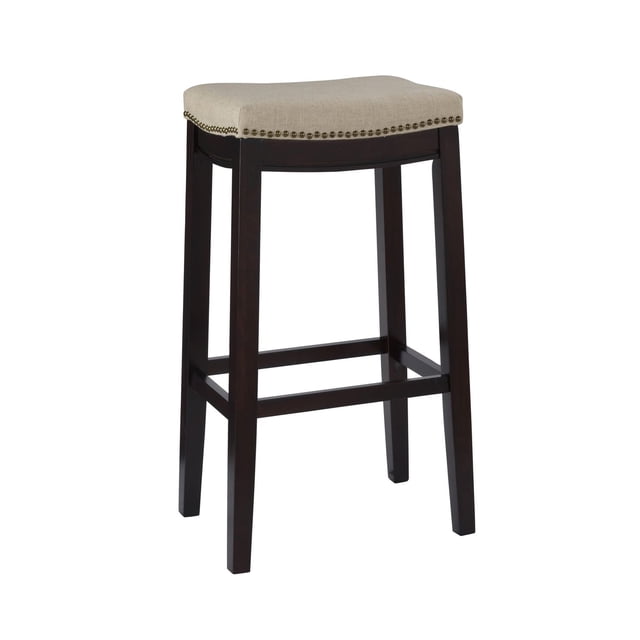 Tabouret de Bar Eden en Noyer avec Cadre en Bois Noyer Foncé, Rampes pour la Stabilité et Siège Rembourré en Lin beige Accentué d'Une Garniture de Tête à Clous en bronze antique, Hauteur de Siège de 32,25 Pouces, Convient aux Sièges de Cuisine Ou de Bar.