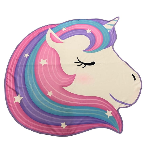 Serviette de Plage Fantaisie en Forme de Licorne 100 % Polyester, 58 Pouces x 58 Pouces, Montrant une Tête de Licorne Orientée vers l'Avant avec des Yeux Fermés et un Visage Crème, avec une Crinière Rayée Rose, Violette et Bleue avec des Étoiles Blanches, Fabriquée en Microfibre Douce et Absorbante Qui Sèche Rapidement, Idéale pour la Plage Ou la Piscine et Souvent Utilisée comme Couverture de Pique-Nique Amusante.