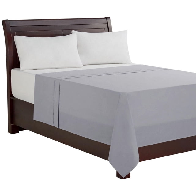 Mainstays Drap Plat en Gris Pâle sur un Cadre de Lit Traîneau en Bois Foncé avec Oreillers Blancs et Drap-Housse, Fabriqué en Coton Respirant 100 % avec 180 Fils au Pouce, Idéal pour les Ensembles de Literie et la Déco de Chambre, Convient Aussi comme Couche Légère pour un Confort Accru.