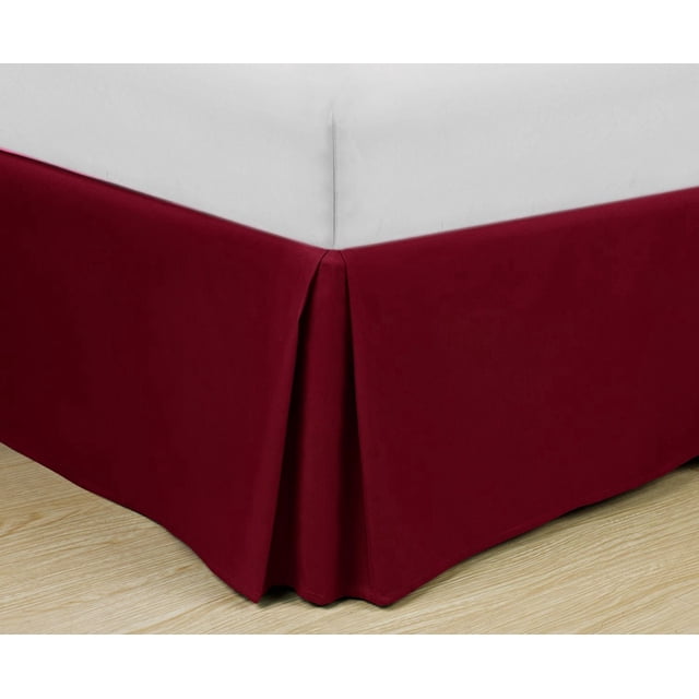Jupe de Lit en Microfibre Super Douce, Rouge Foncé, avec design à Plis box Ajustés, Ajustée sur un Coin de Lit avec Protège-Matelas Blanc, Repose sur un Plancher de Bois Clair, Fabriquée en Tissu Microfibre Résistant aux Plis, Idéale pour Rehausser la Déco de Chambre.