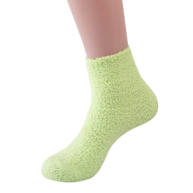 cfhntfmh Womens Fuzzy Socks Soft Cozy Solid Color Socks Winter Plush Warm Slipper Socks for Ladies Fall Winter Socks