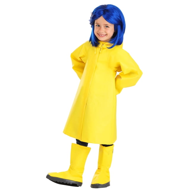 Coraline Costume de Imperméable pour Tout-Petit Conçu pour l'Halloween, Comprenant un Imperméable en polyester Jaune Vif avec une Finition Résistante à l'Humidité, une Capuche avec Cordon de Serrage et une Fermeture Éclair avant Dissimulée avec Fermeture à Pression Métallique. Comprend des Couvre-Bottes à Dos en Mousse avec des Boucles Décoratives, une Perruque Bleue Synthétique avec une Capuche en Maille et un Bord Élastique, et une Pince à Cheveux en Émail Libellule. sous Licence Officielle FUN Costumes.