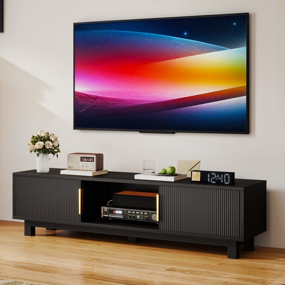 DEXTRUS Meuble Télé pour Télé jusqu'à 65 Pouces avec Prises de Courant et Rangement Noir