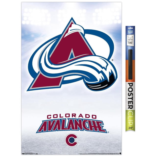 LNH Colorado Avalanche - Affiche Murale Logo 17, 22,375 Po x 34 Po Encadrée Mettant en Vedette le Logo Colorado Avalanche avec un « a » Bordeaux et un Tourbillon de Neige Bleu et Blanc sur un Fond à Texture de Glace Légère, avec le Nom de l'Équipe en Texte Bordeaux et Bleu Dessous, Idéale pour la Déco Murale de Salle de Sport Ou de Bureau.