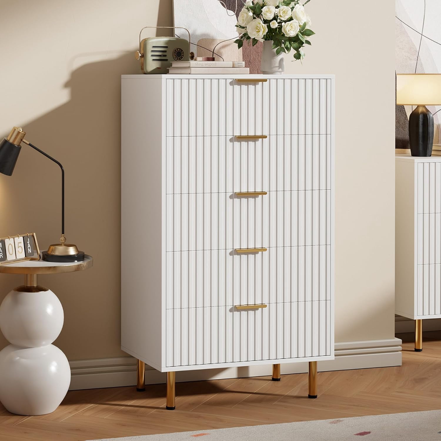 White 5 Drawer Dresser for Bedroom, 48 in Tall Modern Chest of Drawers with Deep Drawers and Wide Top, Fluted Wooden Dresser Organizer for Living Room, Hallway, Kids Room