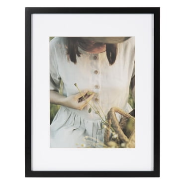 Cadre photo Gallery noir de DesignOvation 35,6 cm x 45,7 cm avec passe-partout de 25,4 cm x 33,02 cm