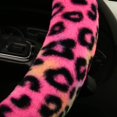 thumbnail image 5 of Housse de Volant Moelleuse pour Femmes, Décor de Volant Girly, Peluche, Imprimé Léopard, Absorbant la Sueur, Universel 15 Pouces, Rouge (Fully-Leo), 5 of 5