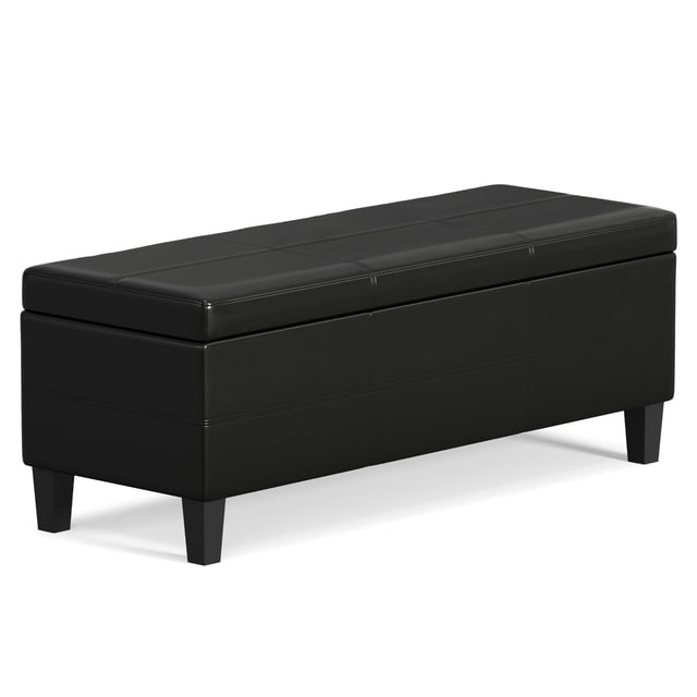 Afton Banc Rectangulaire de Rangement Ottoman de 48 Pouces de Large en Cuir Végane Noir Minuit. Ce Banc Rectangulaire Présente un Siège Coussiné avec Surpiqûres Supérieures Détaillées et un Couvercle Relevable Révélant un Compartiment de Rangement Spacieux. Fabriqué en Bois Massif et D'Ingénierie, Mesure 17.7"D x 48"W x 18.5"H et Supporte jusqu'à 250 Lb. Équipé d'Une Charnière de Sécurité pour Enfant, Il Convient pour une Utilisation dans les Salons, les Chambres Ou les Entrées.