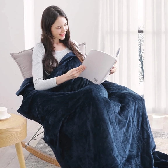 MARNUR Couverture Chauffante Électrique Format Jumeau 62 Pouces x 84 Pouces avec 6 Niveaux de Chauffage et Minuterie 10 H, Lavable à la Machine, Bleu Foncé