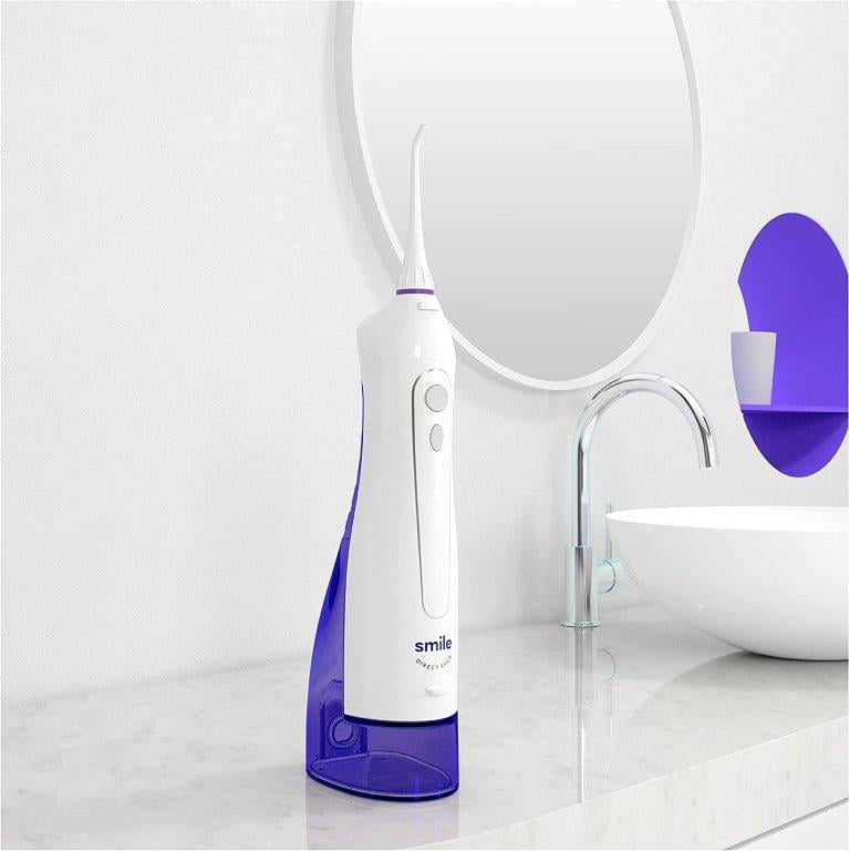 SmileDirectClub Premium Edition Hydropulseur – Réservoir d'eau XL avec 2 buses, conception étanche et sans fil, 3 modes de pression – Élimine 99 % de la plaque dentaire