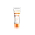thumbnail image 1 of La Shield Fisico SPF 50 PA Écran Solaire Minéral, 1 of 1