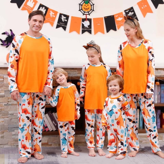 TIMIFIS Pyjamas d'Halloween pour la Famille pour Femmes/hommes Pyjamas des Fêtes d'Halloween Ensembles Assortis Tenue de Nuit 2 Pcs Combinaison Toile d'Araignée Fantômes Citrouille Squelette Haut et Pantalon Tenue Tenue d'Intérieur Hiver