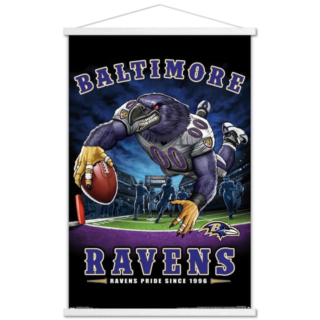 NFL Baltimore Ravens - Affiche Murale End Zone 17 Représentant une Mascotte de Corbeau Féroce en Uniforme de football Plongeant pour Marquer un Touché sur un Terrain de Stade avec des Joueurs et une Foule sous un Ciel Bleu Foncé, Imprimée sur Papier Lustré, 14,725 par 22,375 Pouces, Convient à la Déco Intérieure à Thème Sportif.