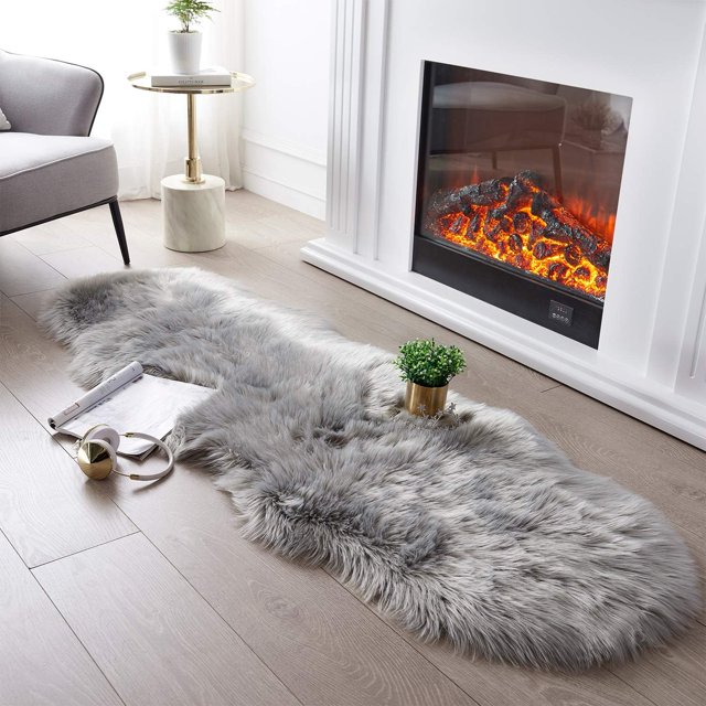 JOLUSERE Luxury Ultra Soft Faux Fur Area Rugs,2'x5'Fuzzy Faux Fur Rugs for Living Room Bedroom,Grey