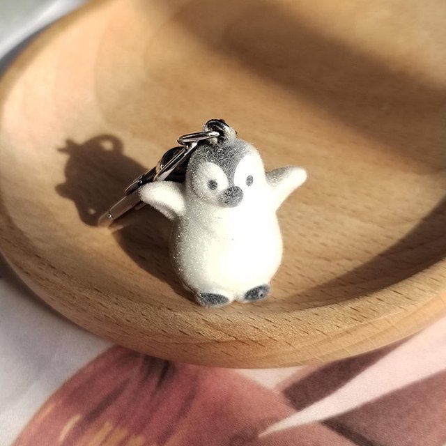 Plucked Cute Penguin Keychain Cute 3D Penguin Pendant Backpack Decorative Pendant