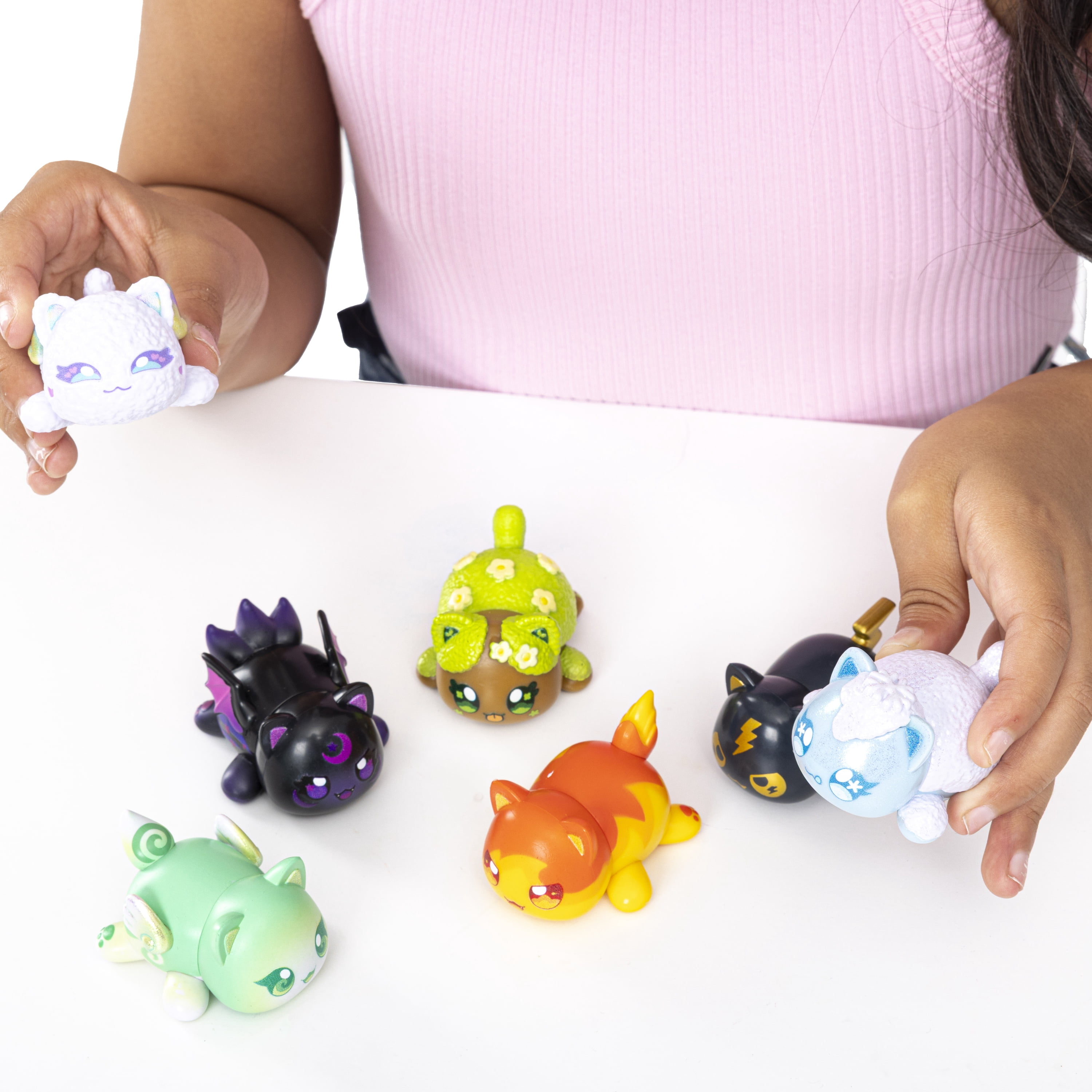 Aphmau MeeMeow Mystery Figures