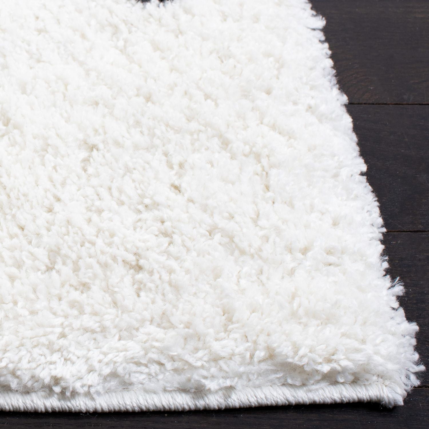 SAFAVIEH Berber Santana Tapis Géométrique Shag