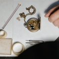 thumbnail image 1 of 1 Boîte Outils de Réparation de Montres Ensemble Kits Vis de Bracelet de Montre Assortiment Tube Goupille de Friction Fermoirs Sangles Bracelets Embouts Rivets 10Mm-28Mm, 1 of 5
