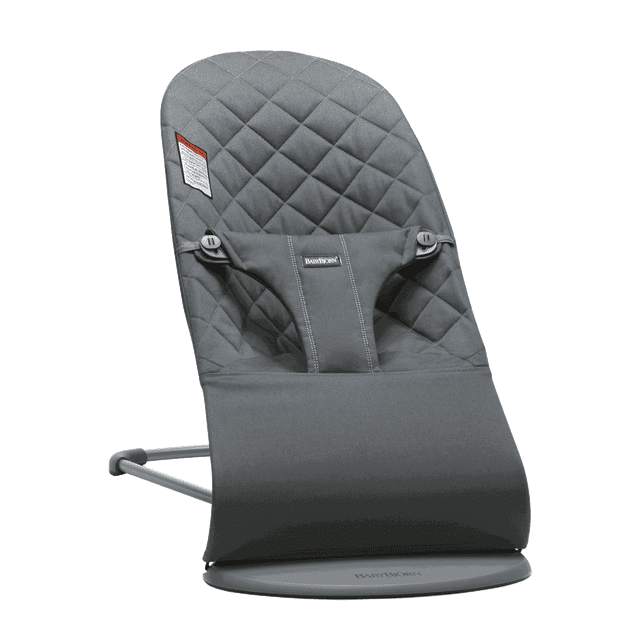 BabyBjorn Bouncer Bliss en anthracite, un Transat pour Bébé en Tissu Tissé Matelassé Conçu pour un Soutien Ergonomique du Dos, du Cou et de la Tête d'Un Bébé. Comprend une base et un Cadre Gris Pâle, Trois positions Réglables, un Mouvement de Rebond Naturel et un design Pliable à Plat pour la Portabilité. Équipement pour Bébé Idéal pour les Enfants de 0 à 2 Ans.