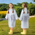 thumbnail image 1 of Cowsor Ponchos de Pluie Imperméables pour Garçons Filles Poncho de Pluie Réutilisable avec Capuchon et Manches Manteaux de Pluie Imperméables d'Extérieur Veste, 1 of 3