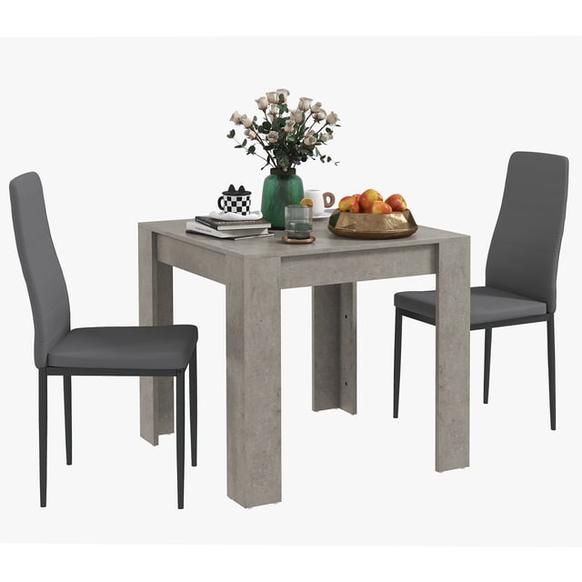 HOMCOM Ensemble de Table de Salle à Manger pour 2, Comprenant une Table de Cuisine Carrée Grise avec une Finition Façon Ciment et Deux Chaises Assorties en Cuir PU. la Table Mesure 31,5 Pouces de Longueur et de Largeur, et 29,9 Pouces de Hauteur, Tandis Que les Chaises Ont des Dossiers Hauts Rembourrés pour le Confort. l'Ensemble Est Soutenu par des Pieds en Acier Robustes Enduits de Poudre et Comprend des Patins Antidérapants pour Protéger les Planchers. Idéal pour les Petits Espaces de Salle à Manger Ou Cuisines, les Chaises Peuvent Être Rentrées sous la Table