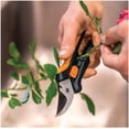 thumbnail image 4 of Fiskars 399261-1003 Bypass Flora Pruner, 4 of 5
