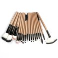 thumbnail image 4 of Ensemble Professionnel de 18 Pinceaux de Maquillage avec Poils en Fibres Synthétiques - Comprend un Pinceau Éventail et un Pinceau à Poudre (Modèle 7#), Outils Doux et Agréables pour la Peau pour Débutants et Pros, Format Portable pour un Usage Quotidien &, 4 of 5