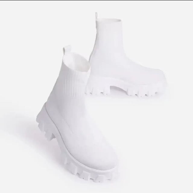 Cameland Chaussures pour Femmes Mode Rétro à Bout Pointu à Talon Moyen Bottes Cavalières Hautes Brodées