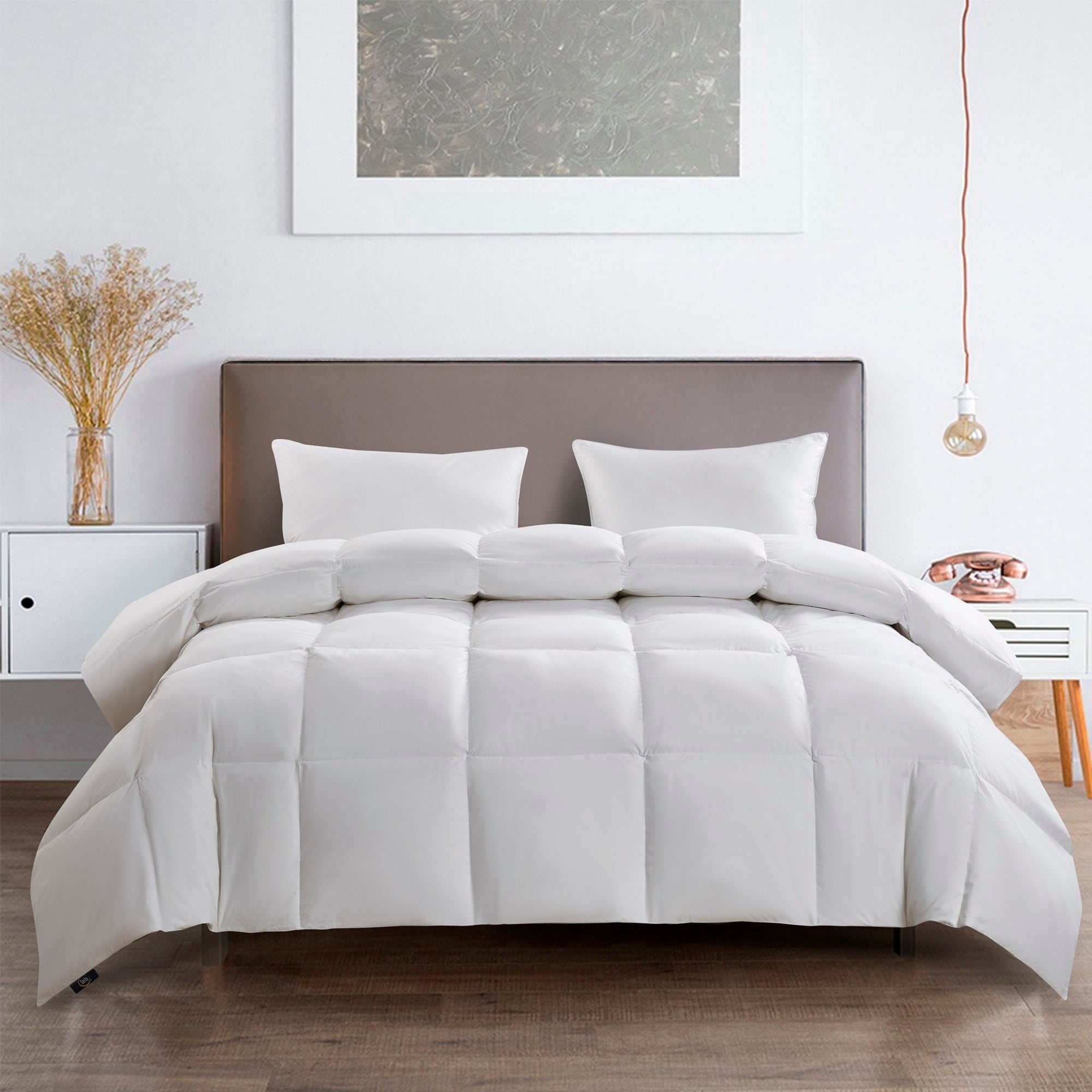 Serta - Ultra Soft premium Down-like Feather Fiber Duvet