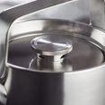 thumbnail image 3 of Kitchenaid Bouilloires à Thé en Acier Inoxydable, Bouilloire Sifflante, 1,9 Quart - Acier Inoxydable Brossé, 3 of 11