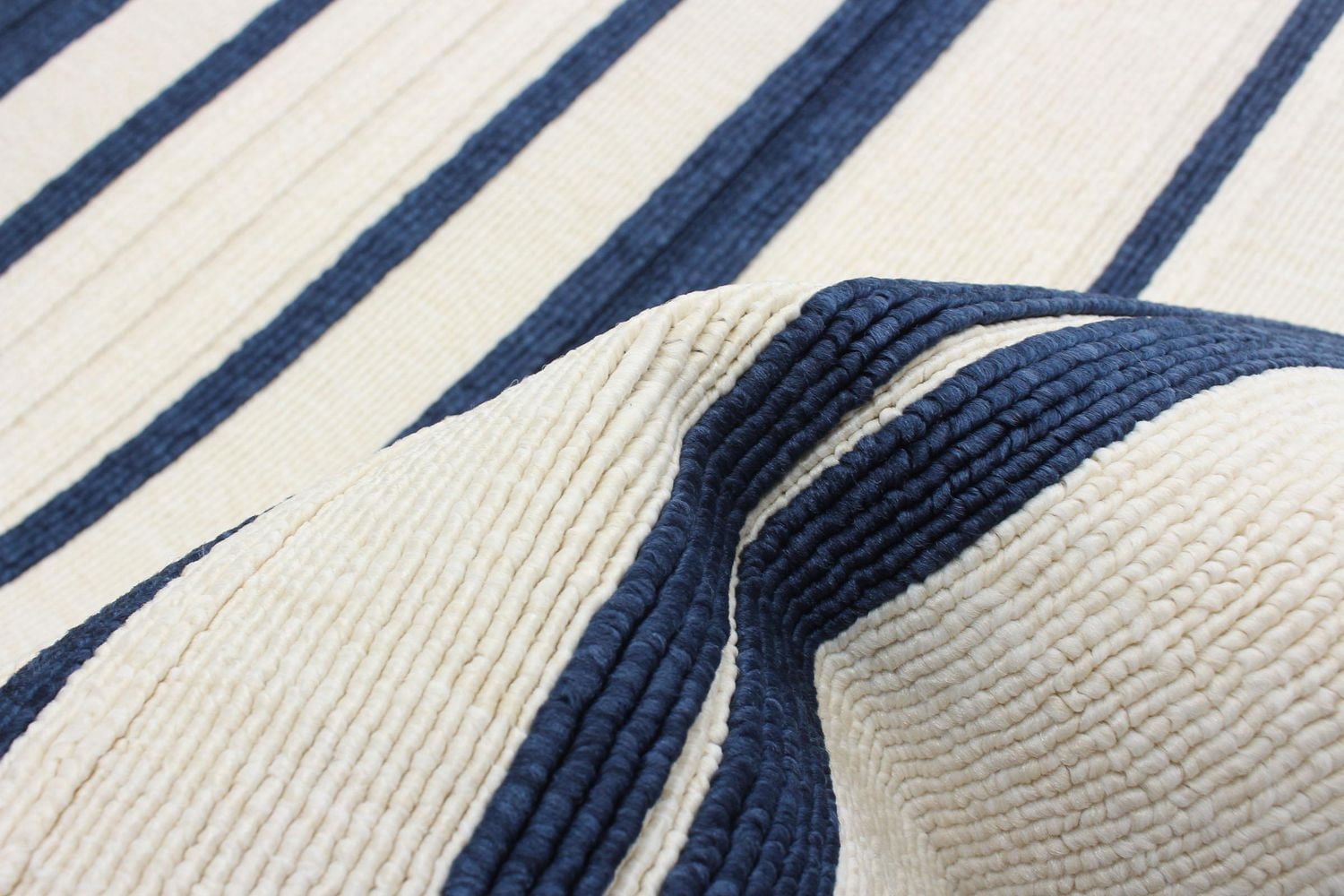 ECARPET Indoor/Outdoor for Balcony, Patio and Garden Arthur Blue, Ivory Rug