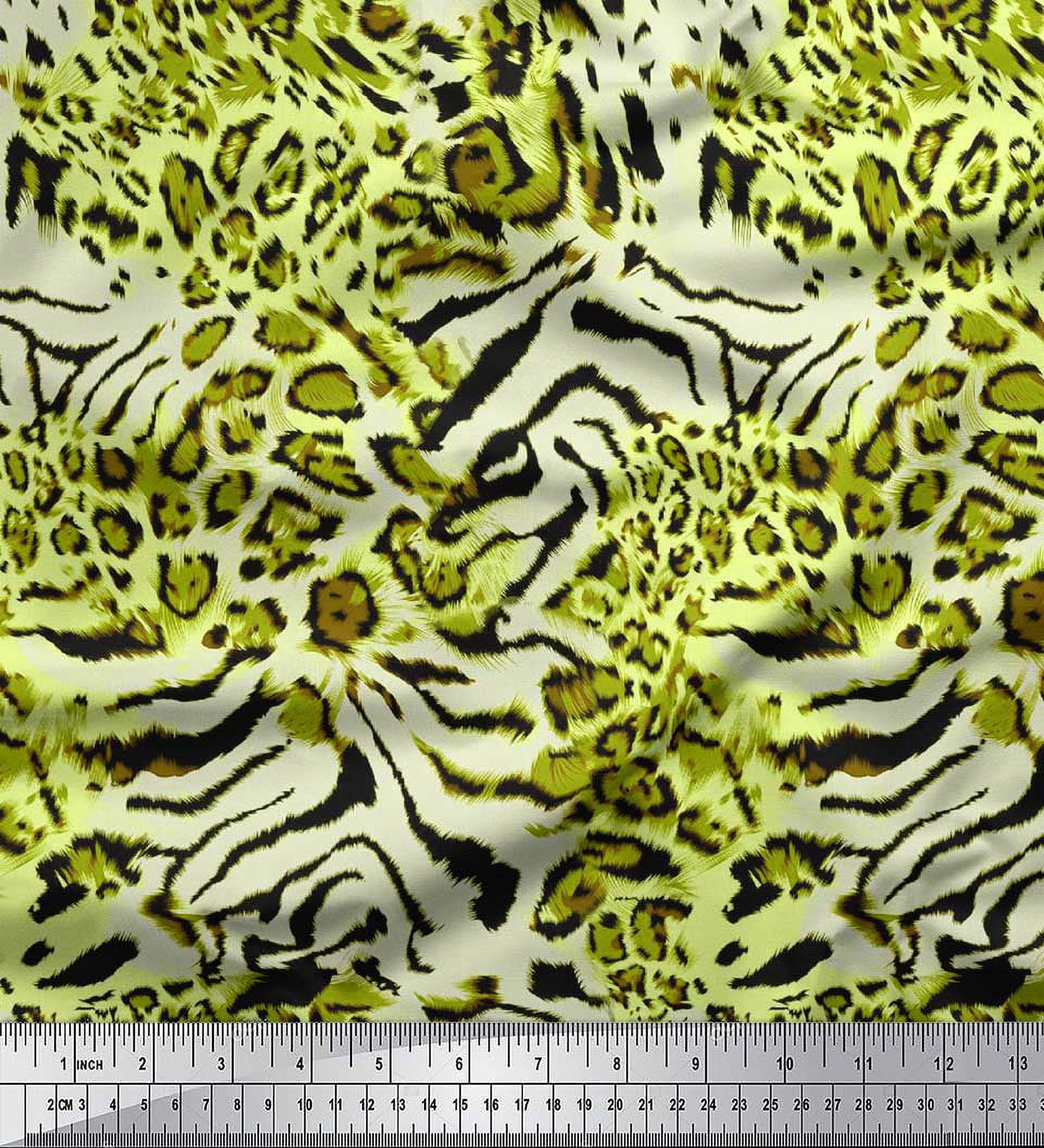Soimoi Green polyester Crepe Fabric Leopard & Wild Animal Skin Print Fabric by Yard 42 Inch Wide