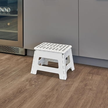 Mainstays Plastique Escabeau pliant