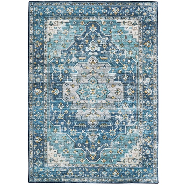 Sariah Tapis d'Accent Lavable 3 Pieds x 5 Pieds en Sarcelle et Ivoire avec un Grand Médaillon Central Traditionnel à Motifs Floraux et Géométriques, Fabriqué en polyester 100 % Résistant aux Taches avec Endos Antidérapant, Léger et durable pour les Zones à Fort Passage, Lavable à la machine et Adapté aux Familles, Utilisé Souvent dans les Salles d'Artisanat Ou les Logements Locatifs.