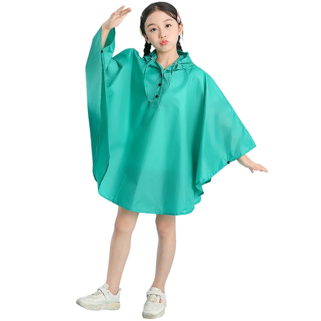 MIASHUI Imperméable pour Tout-Petit Enfant Garçon Fille Poncho de Pluie à Capuche Imperméable Léger en Vert, Conçu pour les Enfants de 3 à 5 Ans. Fabriqué en Tissu EVA, Ce Poncho de Pluie Est Léger, Respirant et Imperméable avec Coutures Thermoscellées. le design Présente un long Corps, une Capuche Spacieuse et des Fermetures à Boutons, Offrant une Couverture Complète et une protection pendant les Jours de Pluie Ou de Vent. Convient aux Activités de Plein Air comme le camping, la Randonnée et les Voyages.