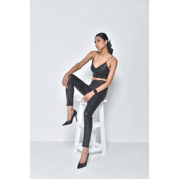Ladies Leather Stretch Pants with Pockets