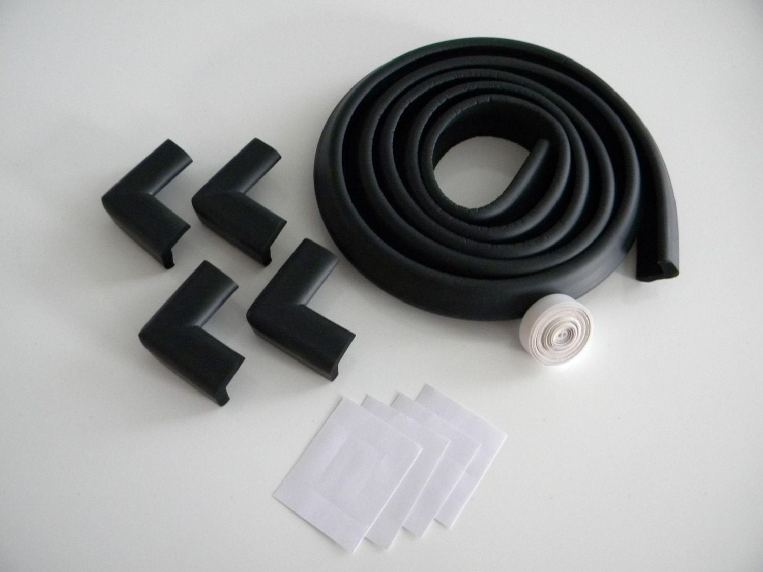 Cornières de protection et protections contre les bords de table en mousse de KidCoMD