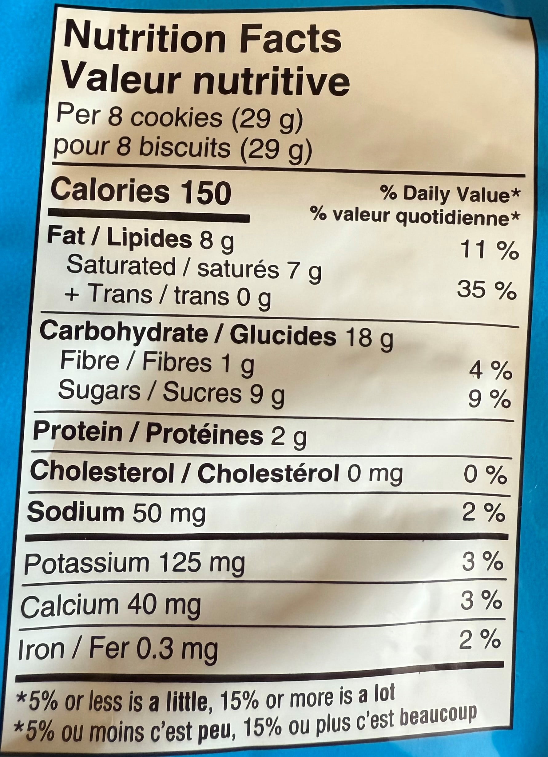 Loacker Quadratini Biscuits cuits au four à la vanille et aux gaufrettes 250GR