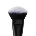 thumbnail image 4 of e.l.f. Cosmetics Pinceau estompeur Stain & Tint, 4 of 7