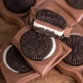 thumbnail image 4 of Milka Oreo Sandwich Alpine Milk Chocolate Bar, 92 g, 4 of 5