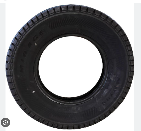 Mirage MR-100 tire LT18514C LRD pneu de camionette