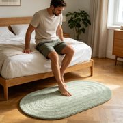 Vacemry Bath Mat Soft Absorbent Microfiber, Embossed Non-Slip Bathroom Rug, Plush Floor Mat for Bathroom Shower Kitchen Laundry Room Entryway Decor