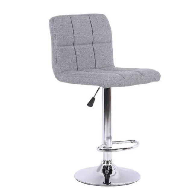 Plata Import Tabouret Pivotant Réglable en Tissu Gris avec Dossier et Siège Capitonnés Rembourrés, Supporté par une base Piédestal Chromée avec Repose-Pieds et Levier de Réglage de Hauteur, Convient aux Sièges de Cuisine et de bar de Salle à Manger.